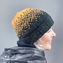 Load image into Gallery viewer, Speckled Ombré Hat (Eclipse version) Knitting Kit | Stacy Charles Eclipse &amp; Knitting Pattern (#344)
