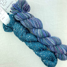 Load image into Gallery viewer, Artyarns Ensemble &amp; Tanglewood Ribbed Cowl Knitting Kit | Artyarns Ensemble, Tanglewood, &amp; Knitting Pattern (#296B)
